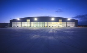 Hangar à avions en structure bois