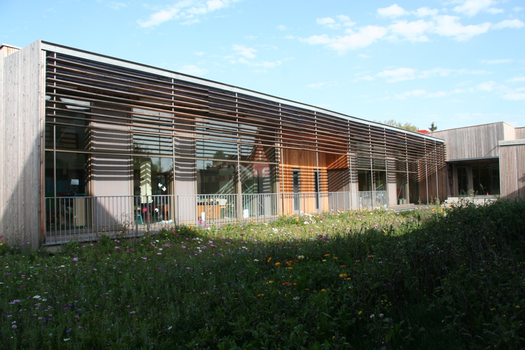 École primaire, accueil périscolaire et bibliothèque