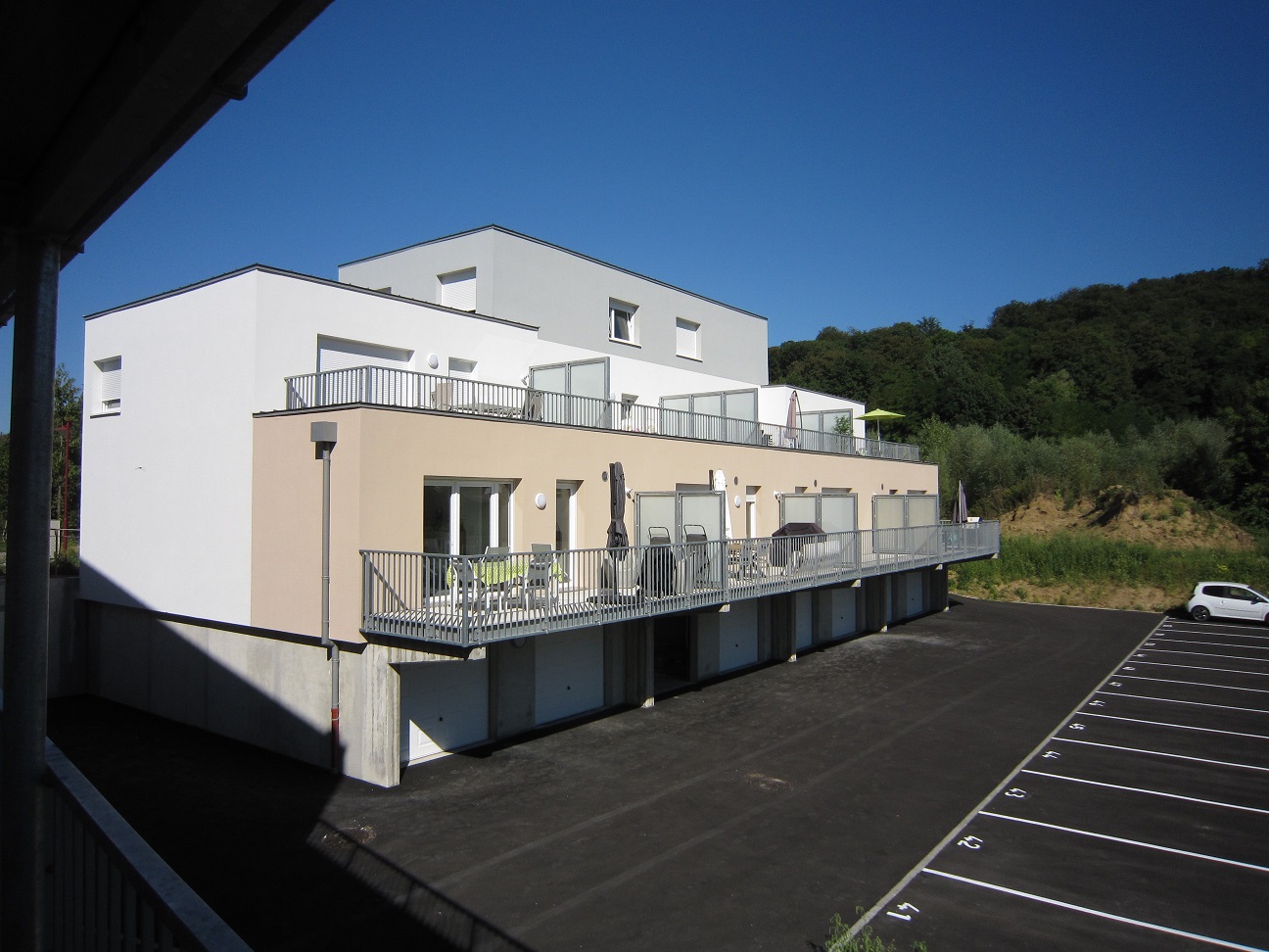 Balcons et passerelles pour logements